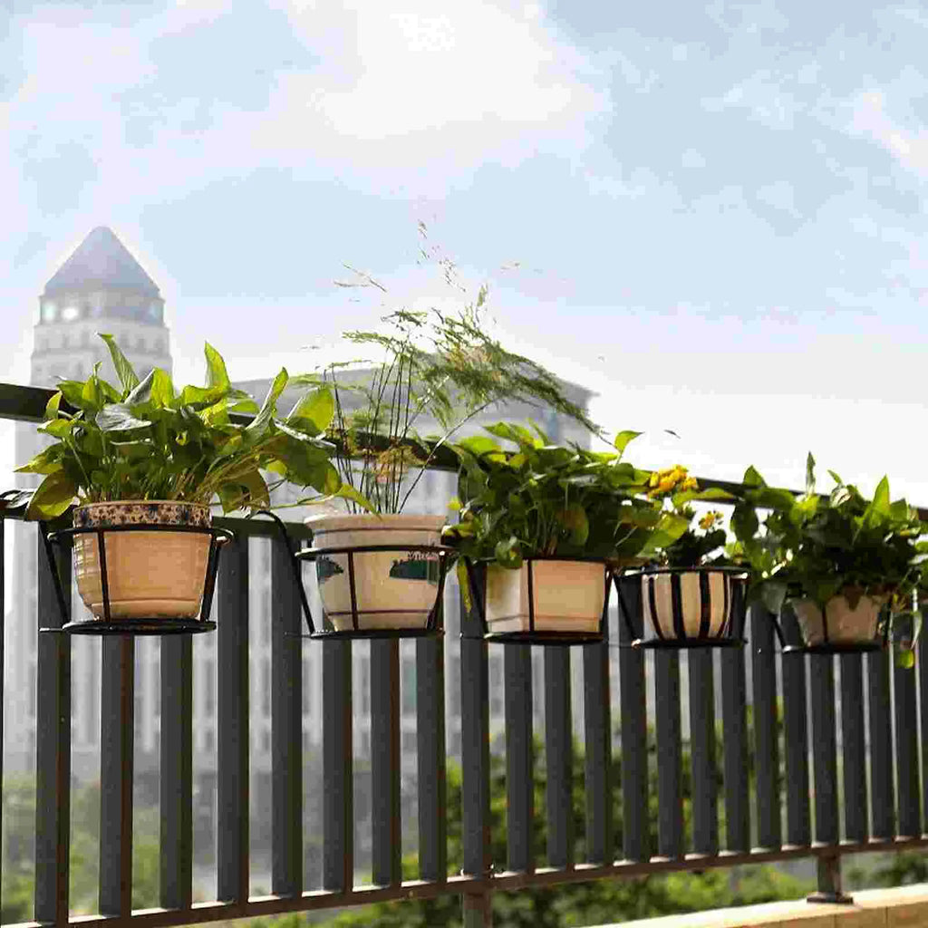 2 Pcs Iron Flower Pot Stand Wall Hanging Balcony Planter Rack Potted Holder Dorm Plant Shelf Home Furniture Outdoor Garden Decor